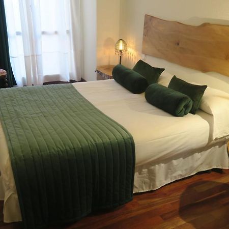 Apartamentos Palacio Azcarate Travesia Calvario Ezcaray Dış mekan fotoğraf