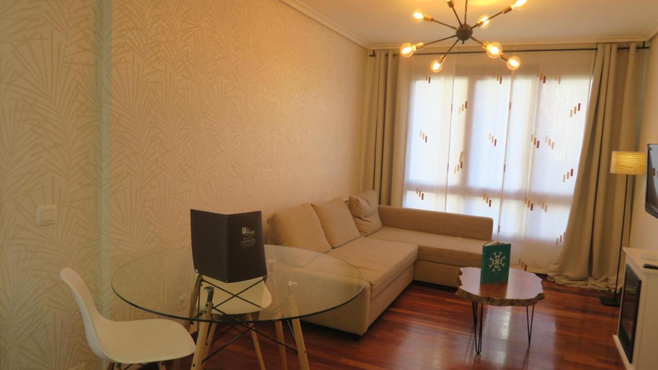 Apartamentos Palacio Azcarate Travesia Calvario Ezcaray Dış mekan fotoğraf