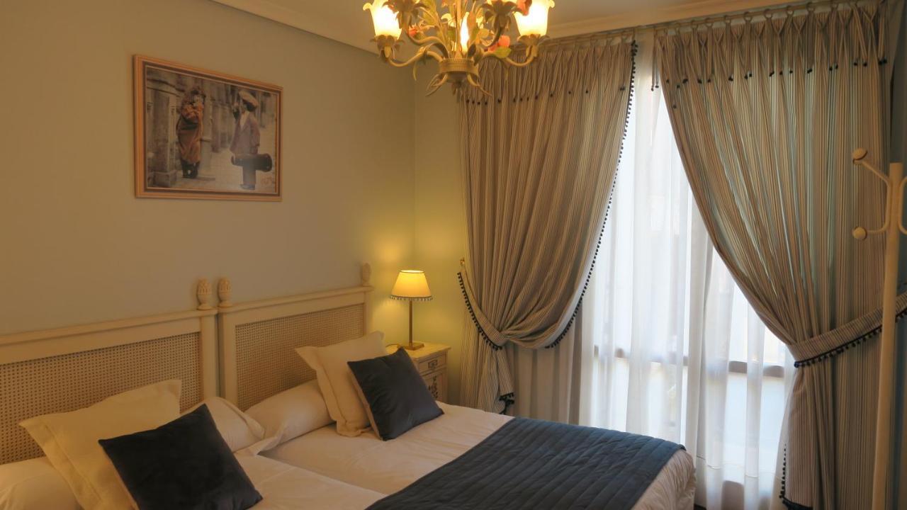 Apartamentos Palacio Azcarate Travesia Calvario Ezcaray Dış mekan fotoğraf